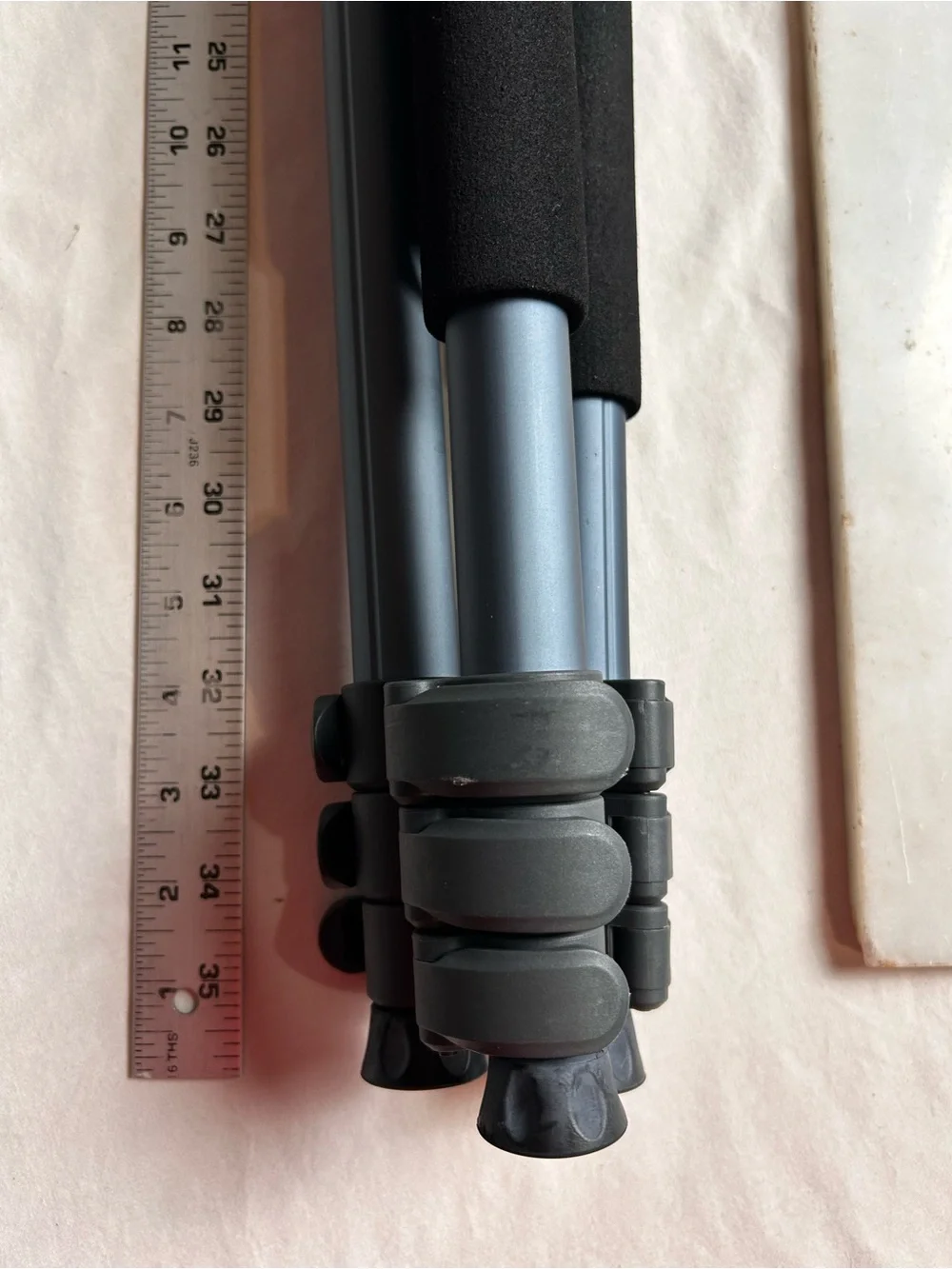Dolica telescoping Lightweight Blue/Black Camera Tripod with Quick-Release Head